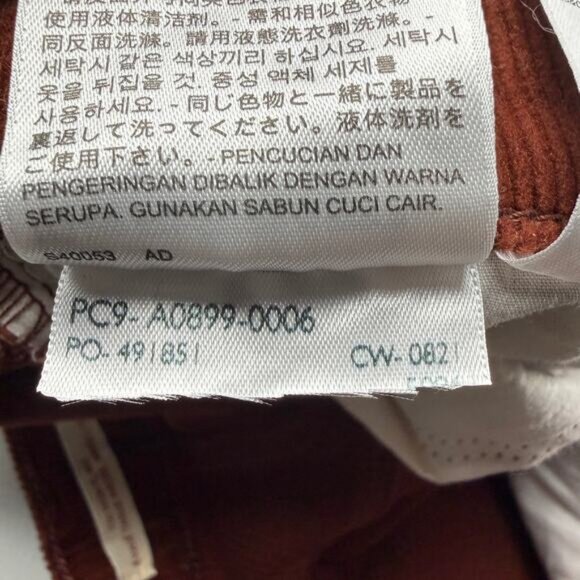 Levi's 70's High Flare Smooth Corduroy Pant In Mahogany Rust Red - Picture 9 of 9